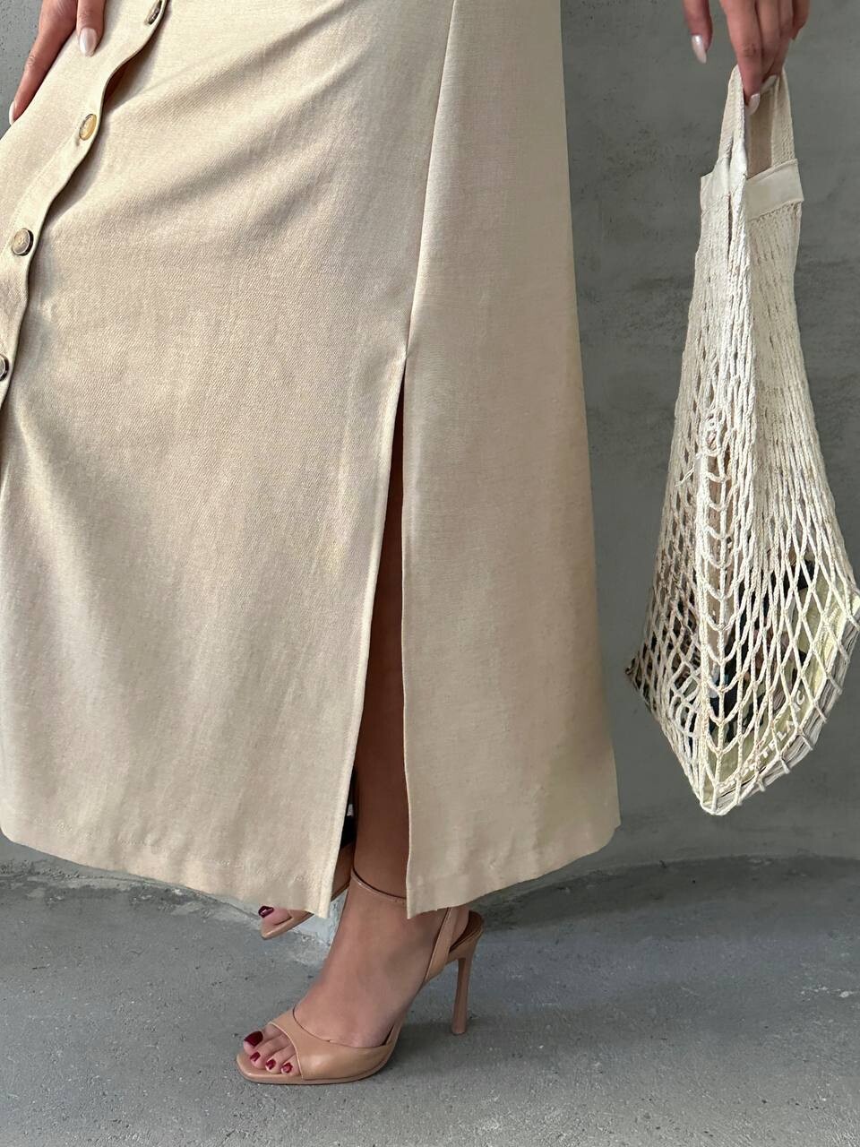 Kadın Askılı V Yaka Düğmeli Gabardin Midi Elbise ZYN-58775 - 4
