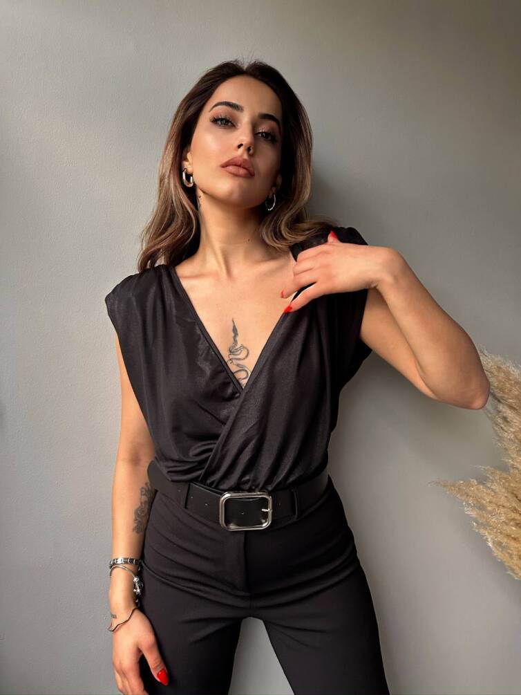 Kadın Derin V Yaka Saten Görünümlü Vatkalı Bodysuit HYN-58048 - 15