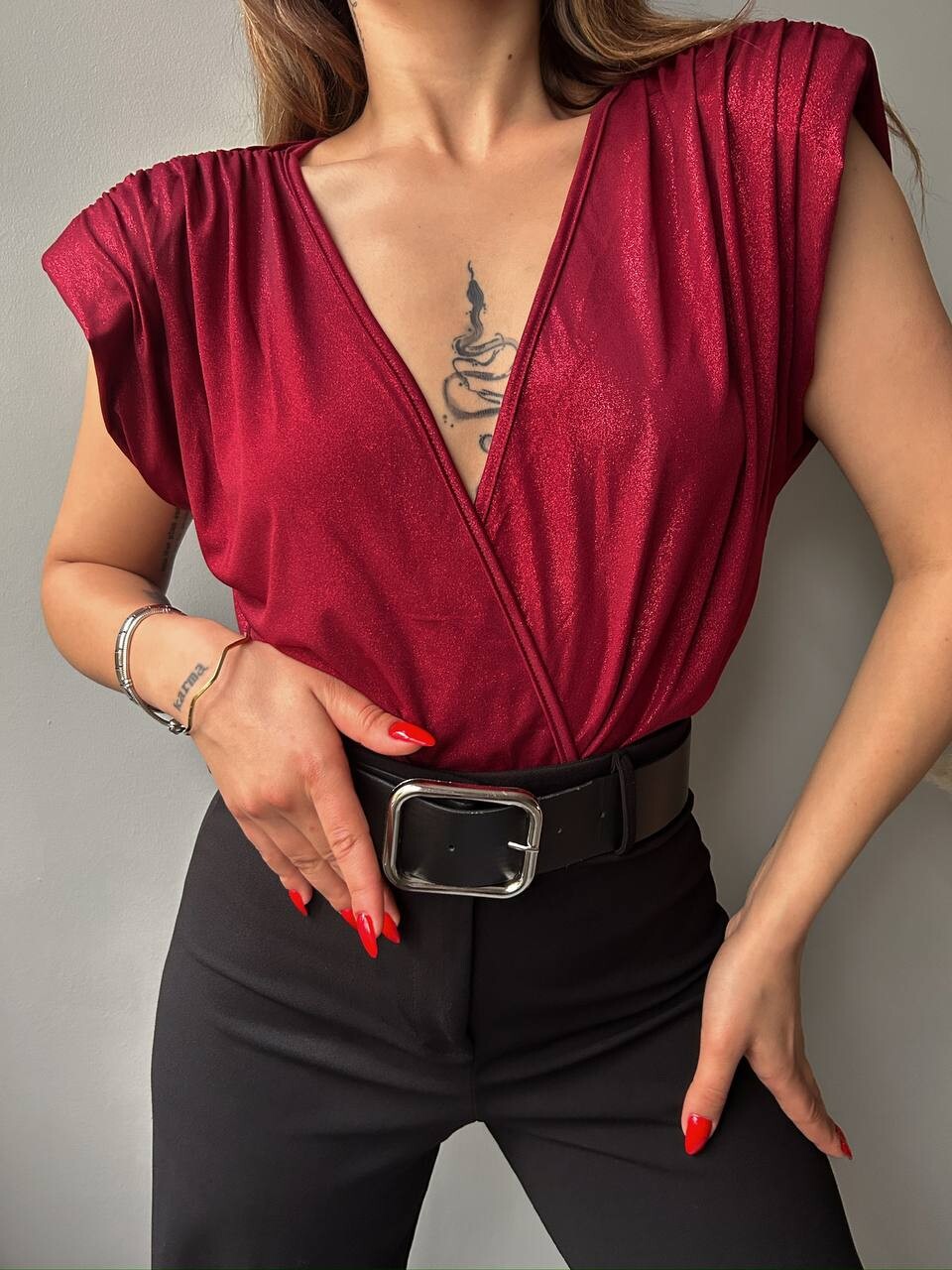 Kadın Derin V Yaka Saten Görünümlü Vatkalı Bodysuit HYN-58048 - 20