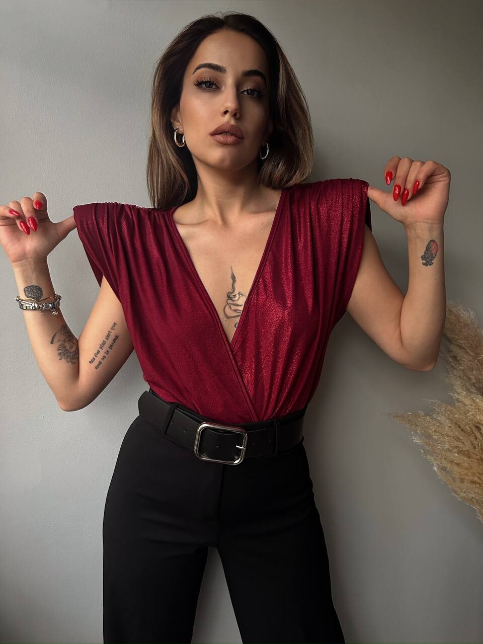 Kadın Derin V Yaka Saten Görünümlü Vatkalı Bodysuit HYN-58048 - 27