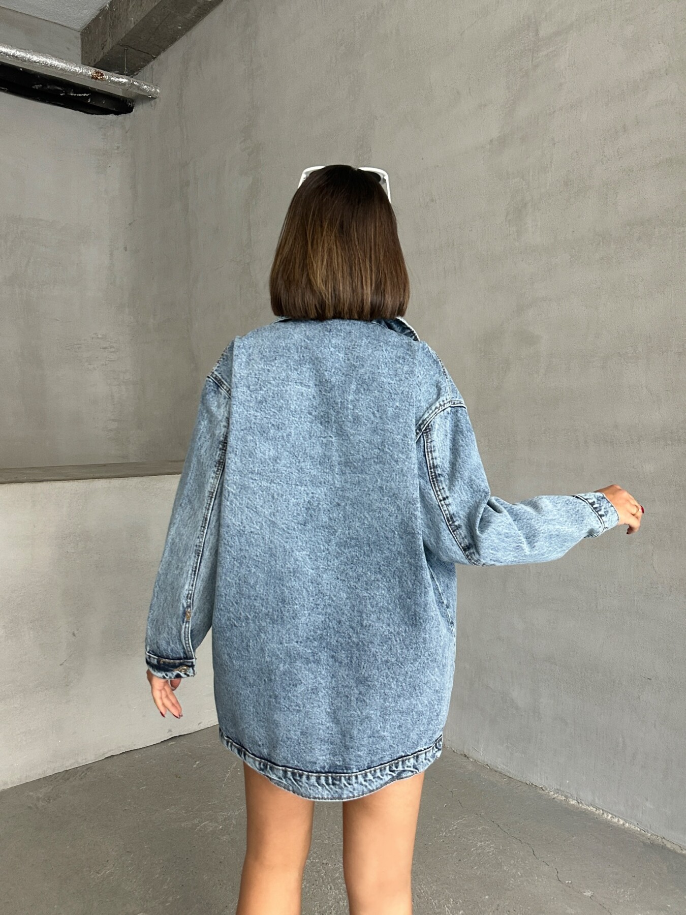 Kadın Taş Yıkama Oversize Denim Ceket Gömlek HYN-10003 - 3