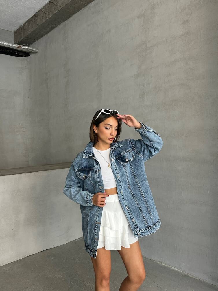 Kadın Taş Yıkama Oversize Denim Ceket Gömlek HYN-10003 - 4