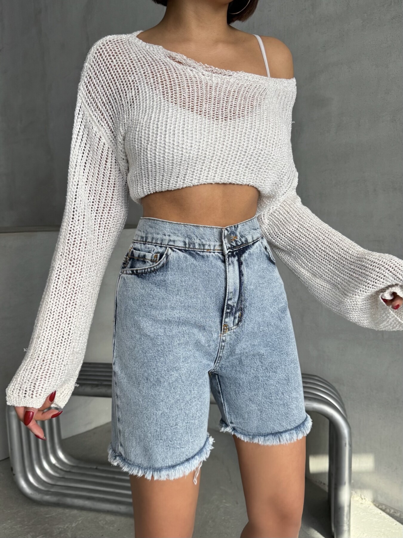Kadın Yüksel Bel Paçası Püsküllü Denim Kot Şort ZYN-58773 - 3