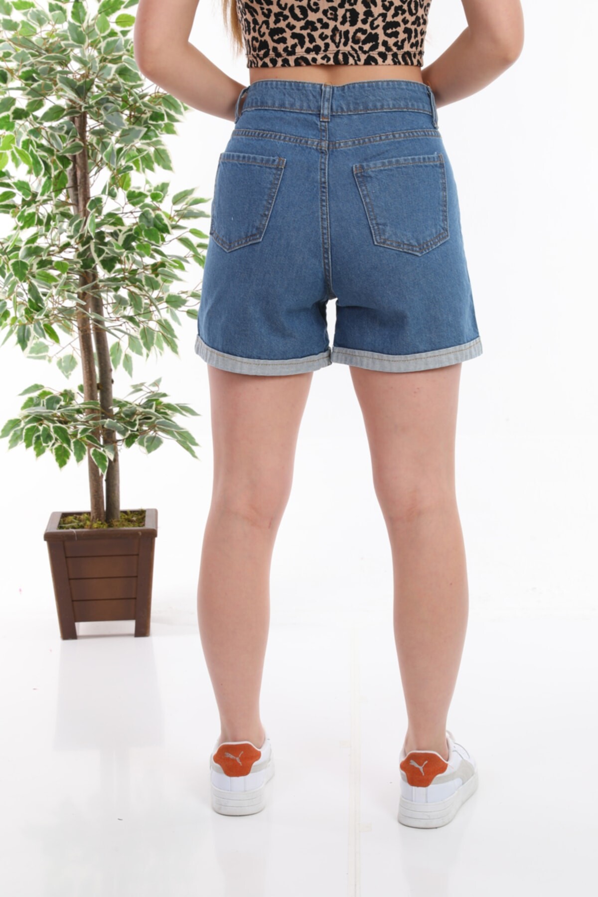 Mavi Kadın Beş Cepli Duble Paça Yüksek Bel Jean Mini Şort Zyn-58154 - 5